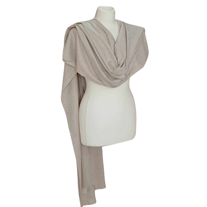 Szal wełniany z runa Kozy Changthangi