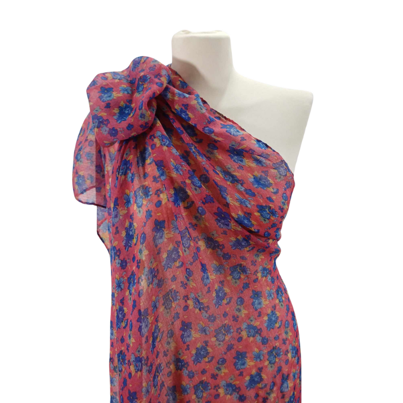 Szal z tkaniny trawnikowej