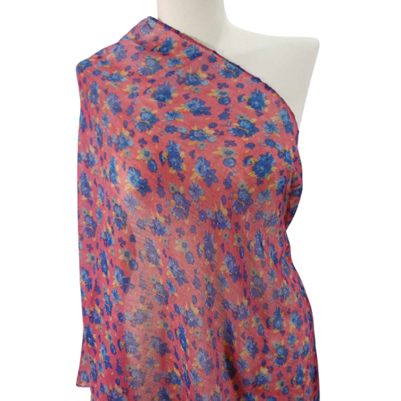 Szal z tkaniny trawnikowej