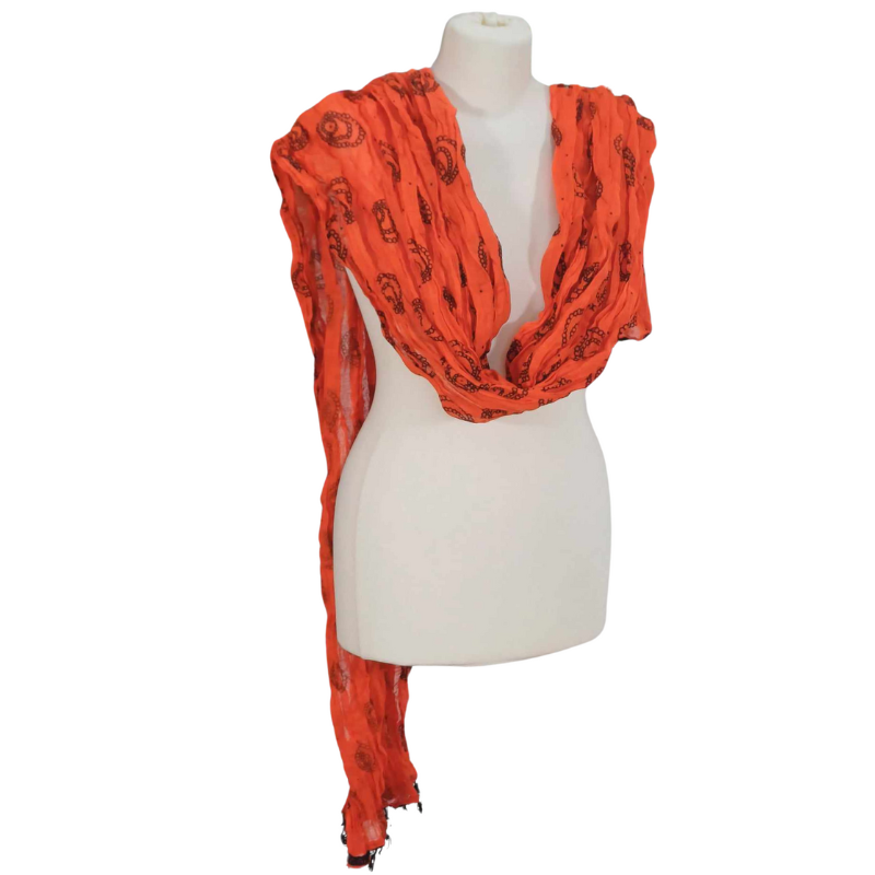 Szal w stylu Chunri - bawełniany z domieszką jedwabiu.