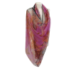 Szal z szyfonu jedwabnego, niezwykle cienki i zwiewny.