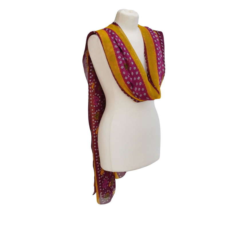 Szal z szyfonu jedwabnego, niezwykle cienki i zwiewny