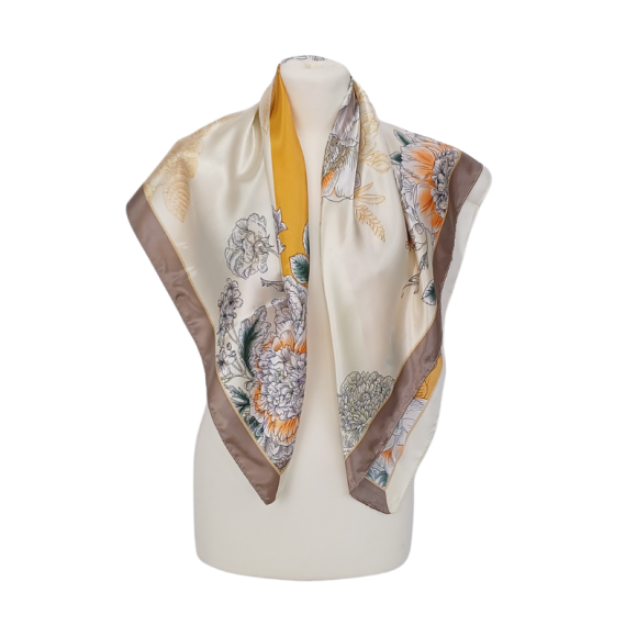 Chuststka z  jedwabnego poliestru.