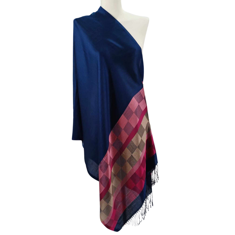 Szal  z  jedwabiu  naturalnego - dwustronny