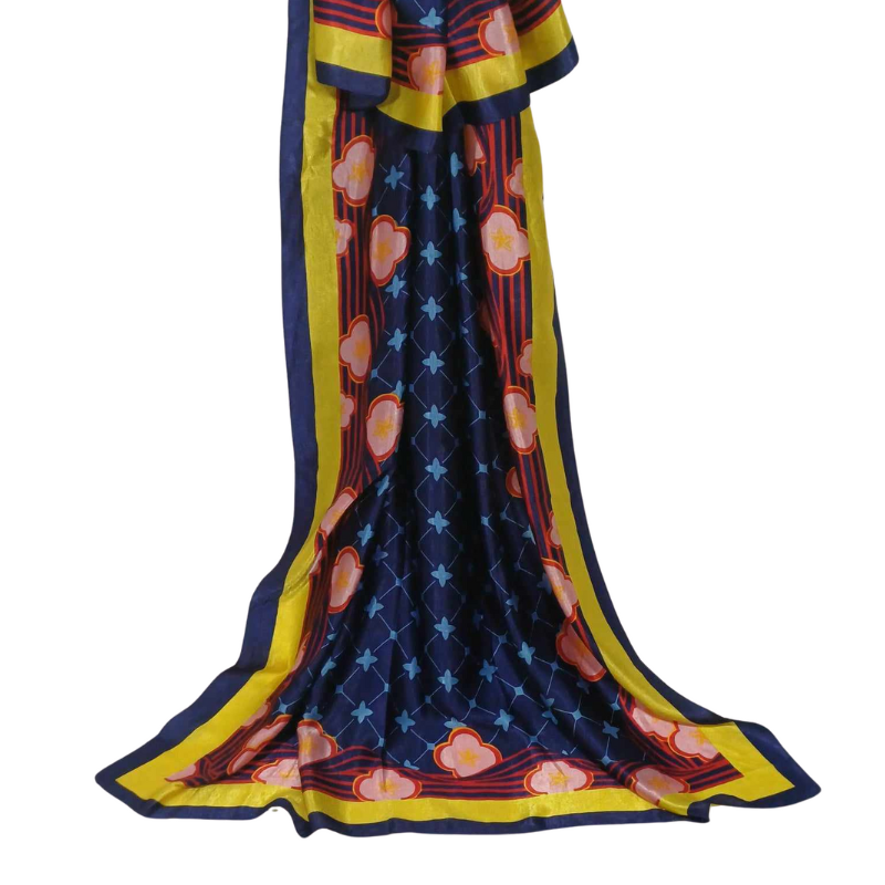 Szal z jedwabiu naturalnego.