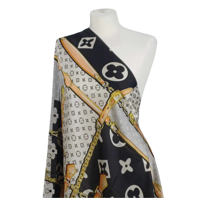 Szal z  jedwabiu naturalnego