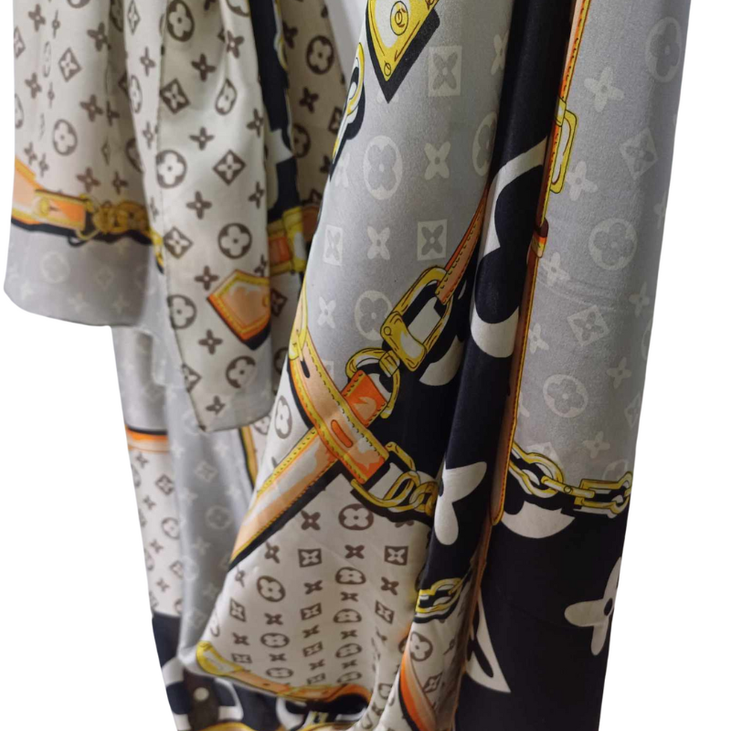 Szal z  jedwabiu naturalnego