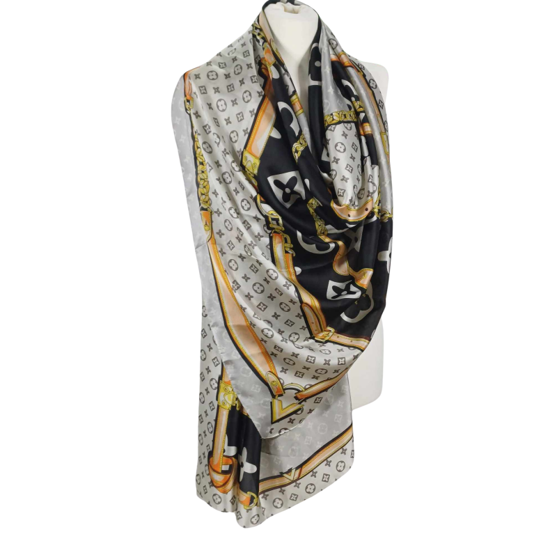 Szal z  jedwabiu naturalnego