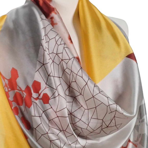 Szal z  jedwabiu naturalnego