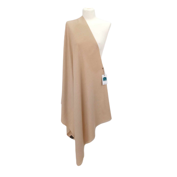 Szal wełniany z runa Kozy Changthangi, zdobiony malutkimi cekinami.