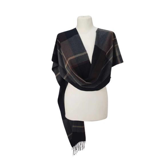 Szal z wełny jagnięcej- wzór kraty