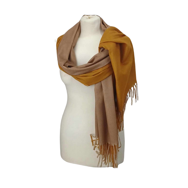 Szal wełniany z runa Kozy Changthangi