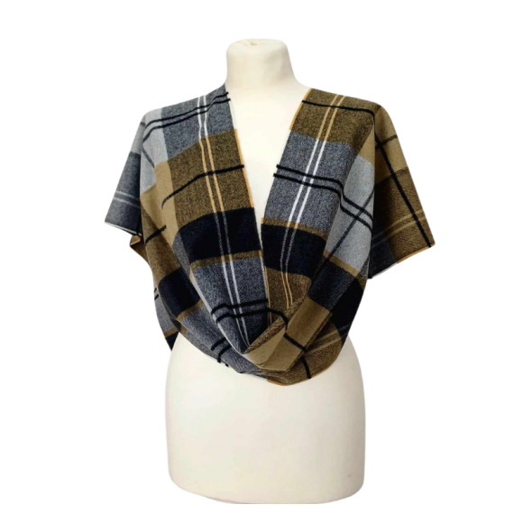 Szal z wełny jagnięcej- wzór kraty