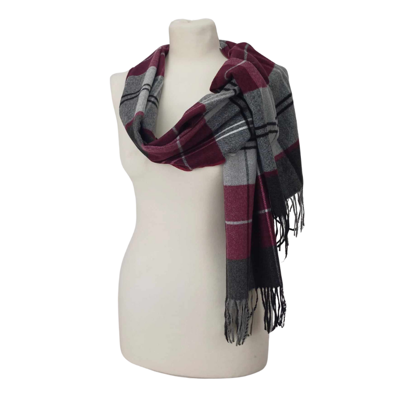 Szal z wełny jagnięcej- wzór kraty