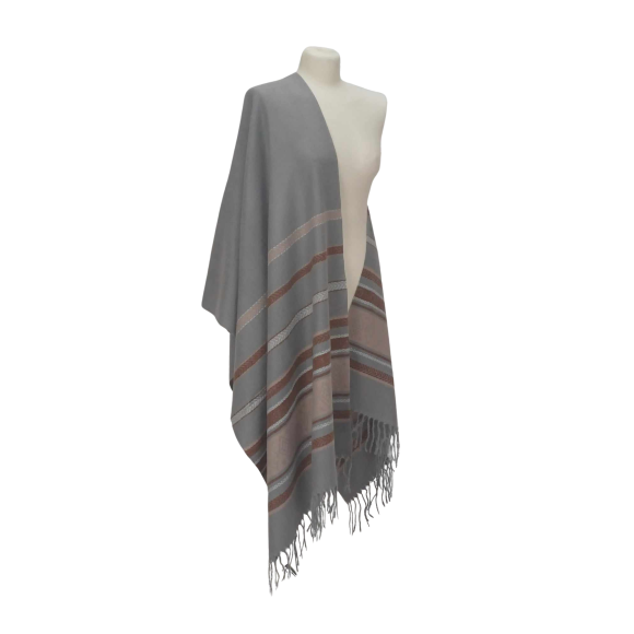 Szal z wełny jagnięcej o pięknym etnicznym wzorze.