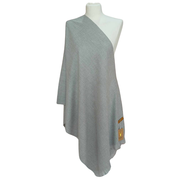 Szal wełniany z runa Kozy Changthangi